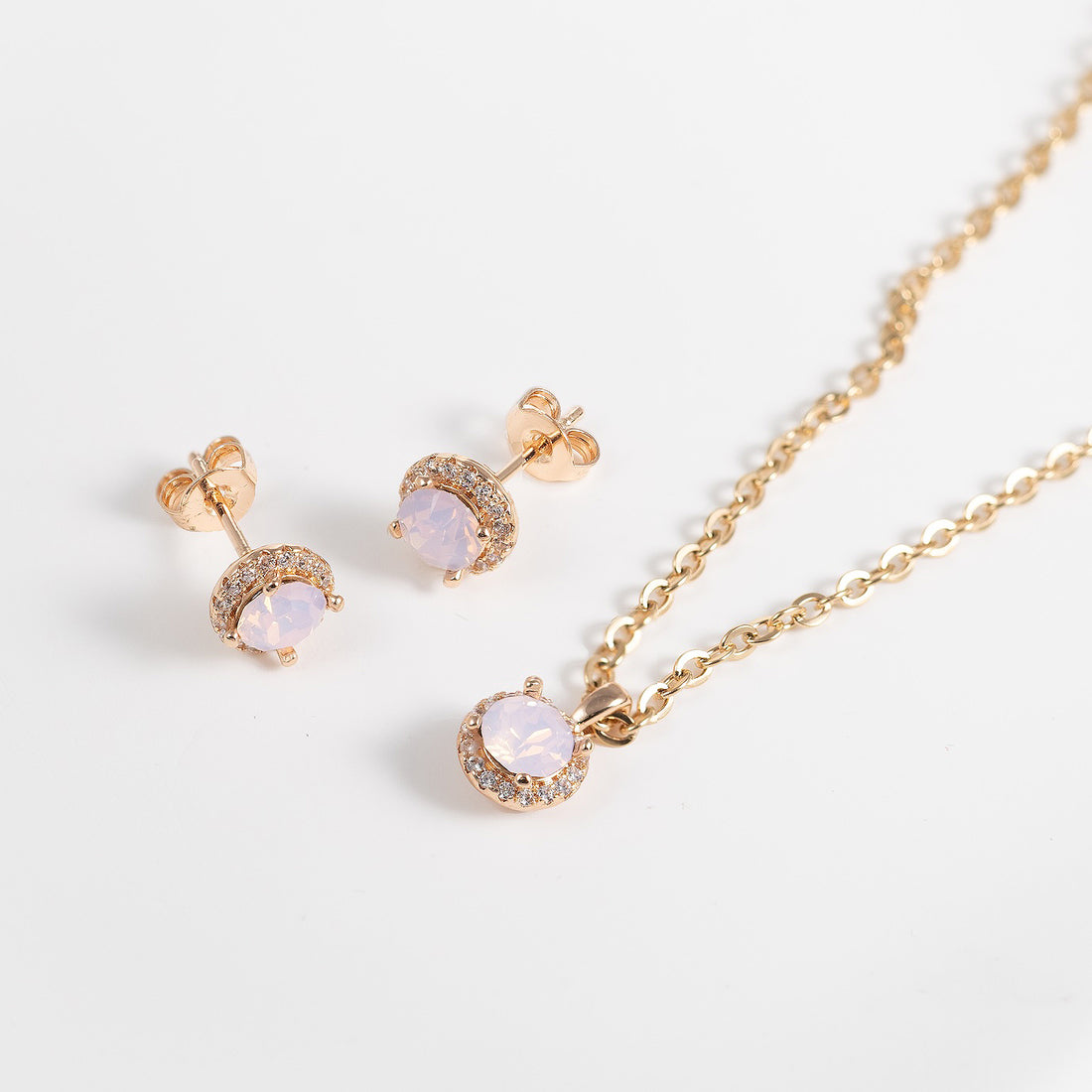 Rozā kristāla rotu komplekts 'KAMĒLIJA' (komplekta rotas var iegādāties atsevišķi)